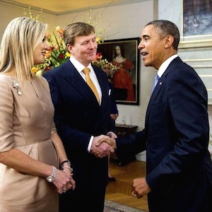 Koning Willem Alexander vs Obama (handen schudden #fail)