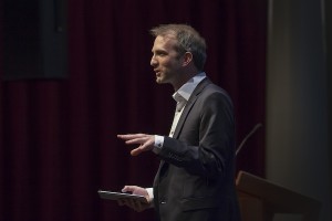 Lars Duursma bij Meillo-lezing (foto: marcoslotphoto.com)